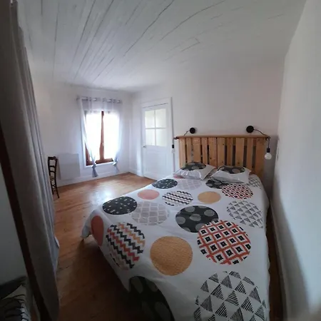 Сasa de vacaciones La Maison Au Camelia Villerest (Loire)